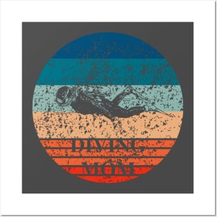 Diving Mom - Scuba diver design for diving moms Posters and Art